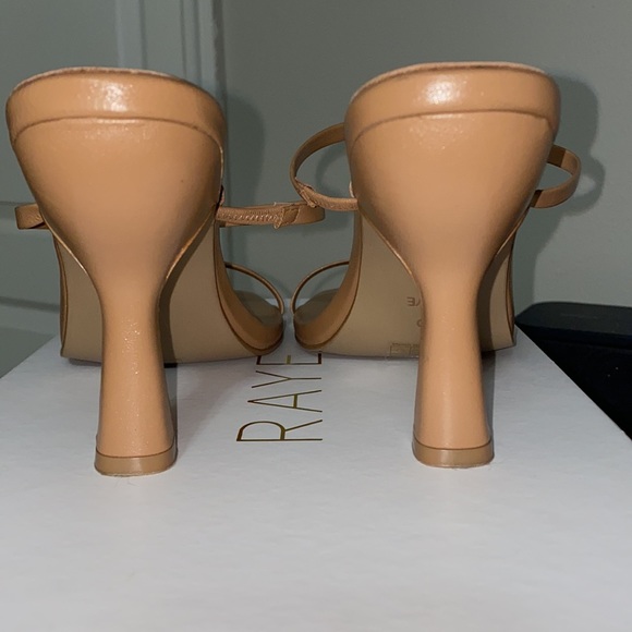 RAYE Roughe Heel - Picture 4 of 11